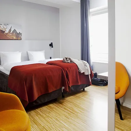Scandic Hotell 4*